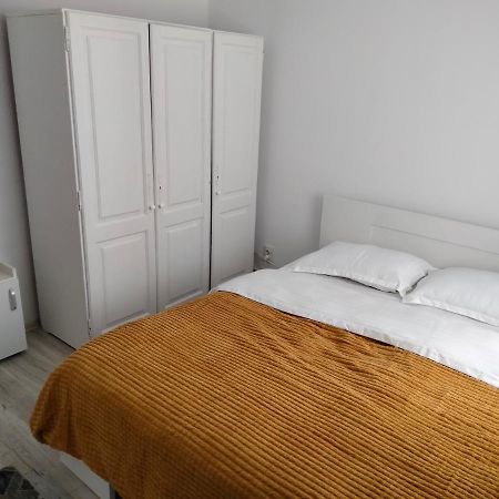 Bulevard Apartament Apartment Alba Iulia Ngoại thất bức ảnh